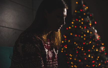 Noëls en mode solitaire, avec ou sans coronavirus / IStock