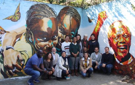 En 2019, une fresque avait été graffée par Nadia Seika et Heurk Oner durant une précédente édition de «Servette contre le racisme». / ©Plateforme interreligieuse de Genève