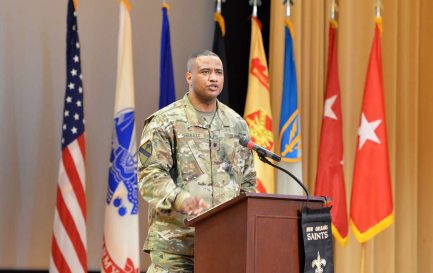 Khallid Shabaz, musulman, colonel dans l’armée US et favori de TikTok / ©Picryl.com/Domaine public/U.S. Army photo by Staff Sgt. Chris McCullough