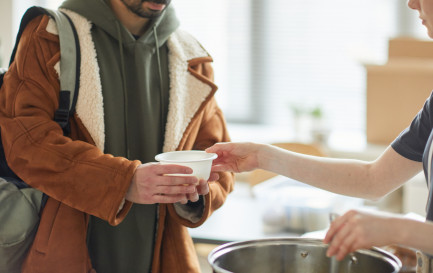 La rencontre qui nourrit vraiment / ©iStock