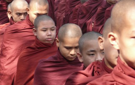 Myanmar: des moines très courtisés / ©Hippopx